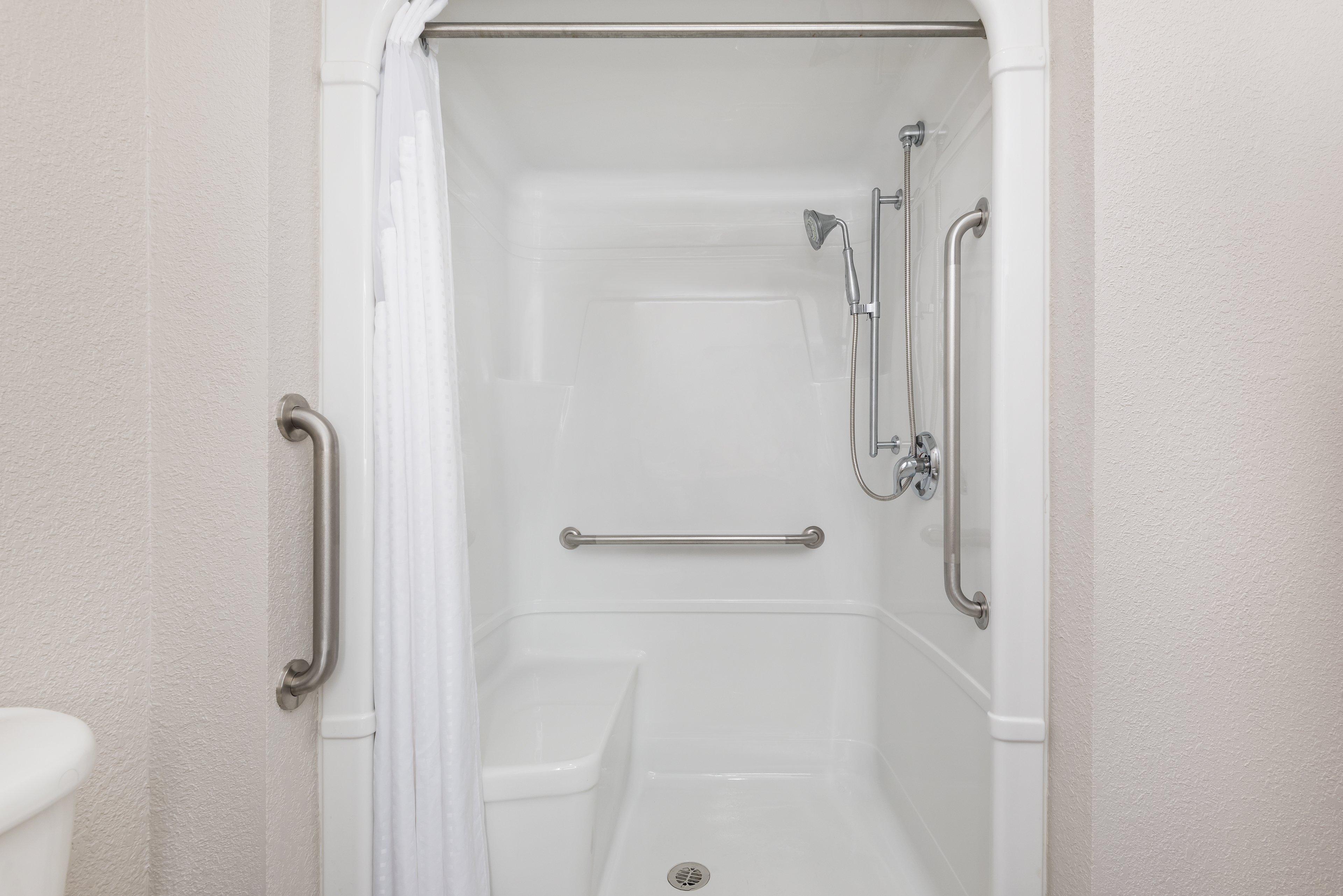 Holiday Inn Express Hotel & Suites 1000 Islands - Gananoque By Ihg Bagian luar foto