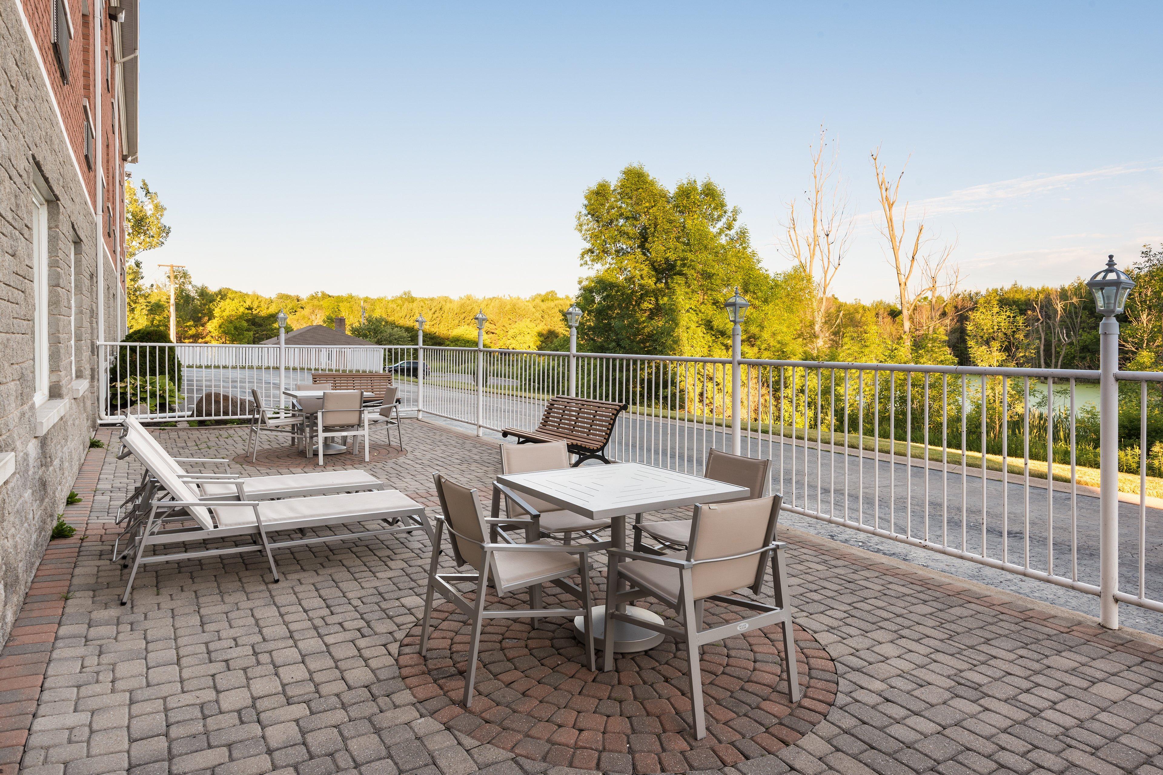 Holiday Inn Express Hotel & Suites 1000 Islands - Gananoque By Ihg Bagian luar foto