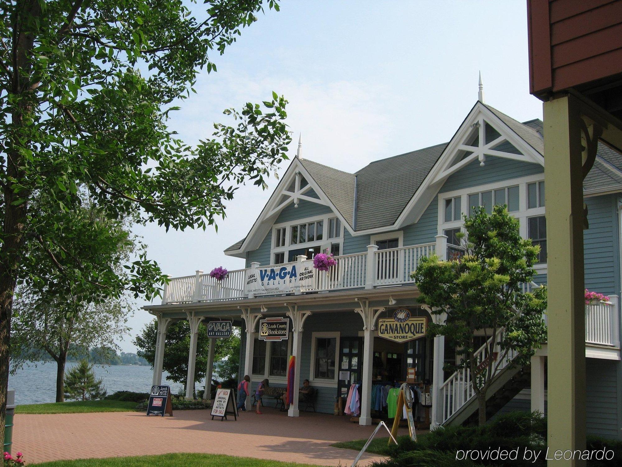 Holiday Inn Express Hotel & Suites 1000 Islands - Gananoque By Ihg Bagian luar foto